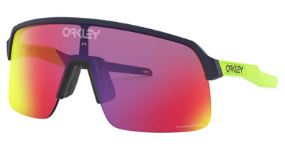 Oakley OO9463 SUTRO LITE Sunglasses