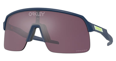 Oakley OO9463 SUTRO LITE Sunglasses