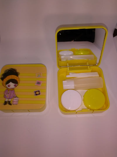 Cute Little World Traveler Contact Lens Case with Tweezers - Go-Readers.com